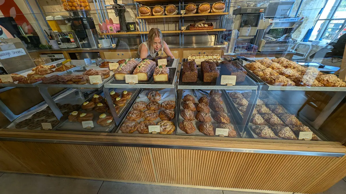Bakery & Café bakes